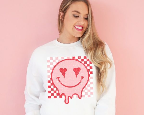 Valentines Day Sweatshirt Valentine's Day Shirts Cute Retro Vday Heart Love V-Day Groovy Checkered Valentine Shirt Galentines Gift For Her VLT1002